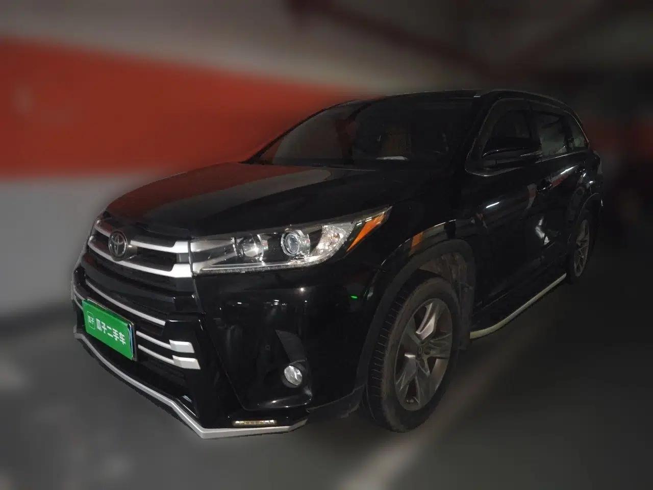 Toyota Highlander 2018 2.0T Two-Wheel-Drive Luxury Edition 7 Seats Emission Standard China V — миниатюра 1