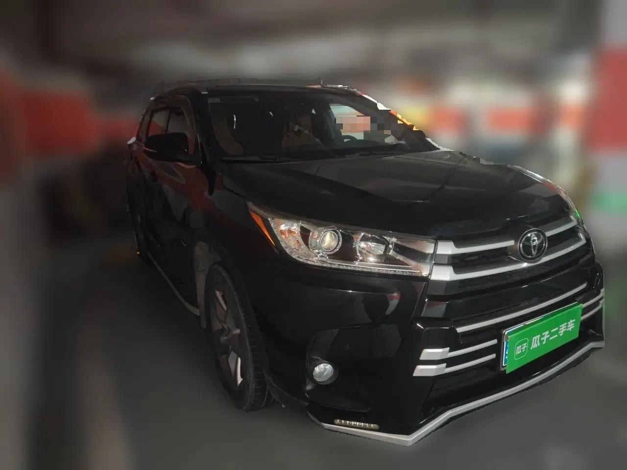 Toyota Highlander 2018 2.0T Two-Wheel-Drive Luxury Edition 7 Seats Emission Standard China V — миниатюра 3