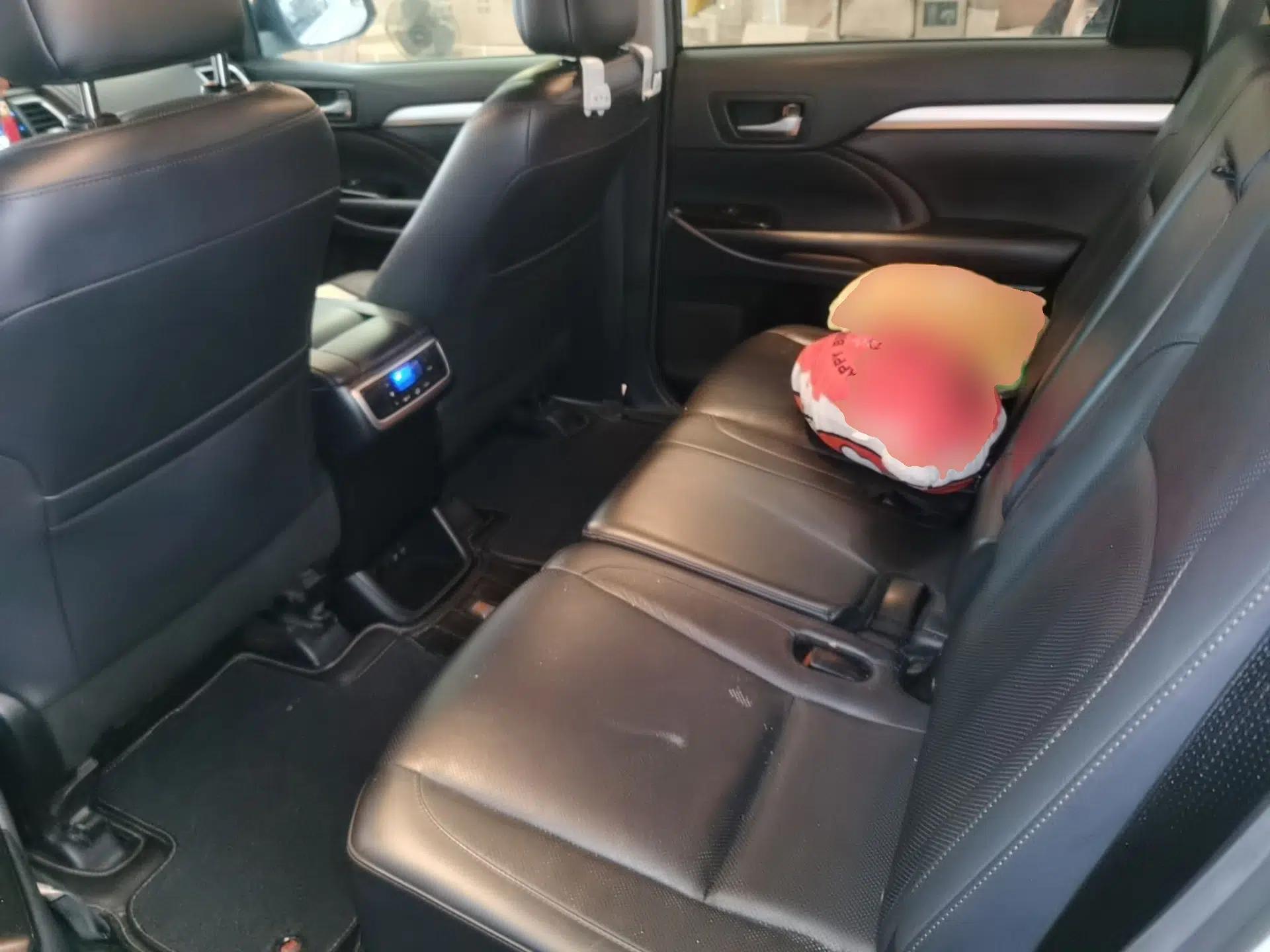 Toyota Highlander 2018 2.0T Four-Wheel Drive Prestige Version 7 Seats China VI Standard — миниатюра 17