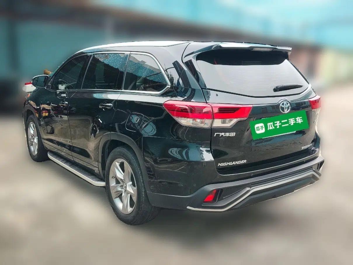 Toyota Highlander 2021 2.0T Four-Wheel Drive Luxury Edition 7 Seats — миниатюра 4