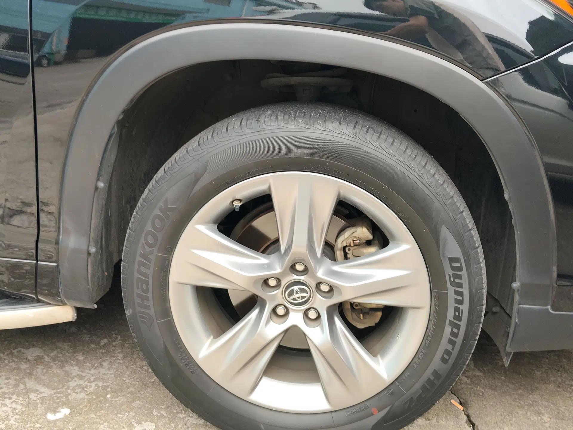 Toyota Highlander 2021 2.0T Four-Wheel Drive Luxury Edition 7 Seats — миниатюра 8