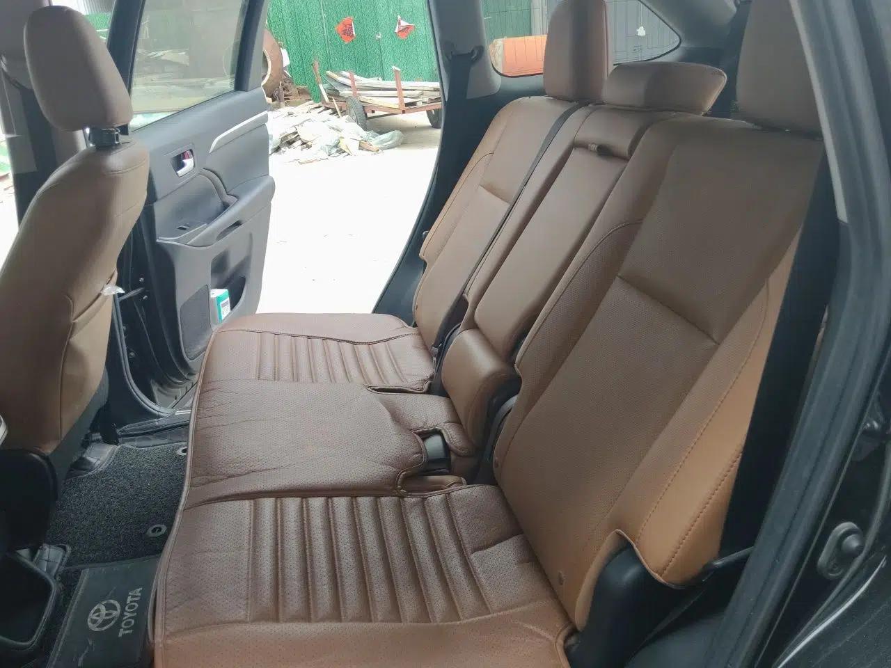 Toyota Highlander 2018 2.0T Four-Wheel Drive Knight Edition 7 Seats China VI Standard — миниатюра 17