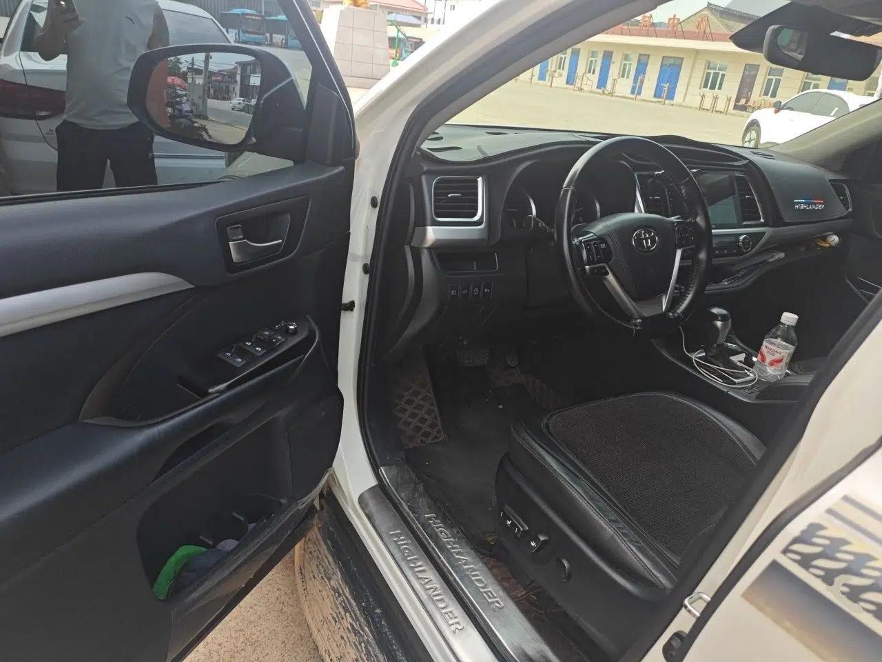 Toyota Highlander 2018 2.0T Four-Wheel Drive Prestige Version 7 Seats China VI Standard — миниатюра 16