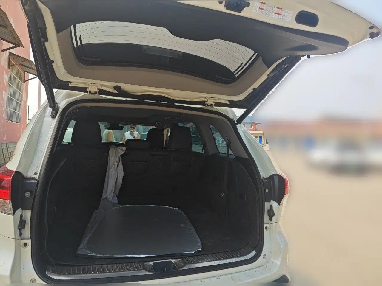 Toyota Highlander 2018 2.0T Four-Wheel Drive Prestige Version 7 Seats China VI Standard — миниатюра 19