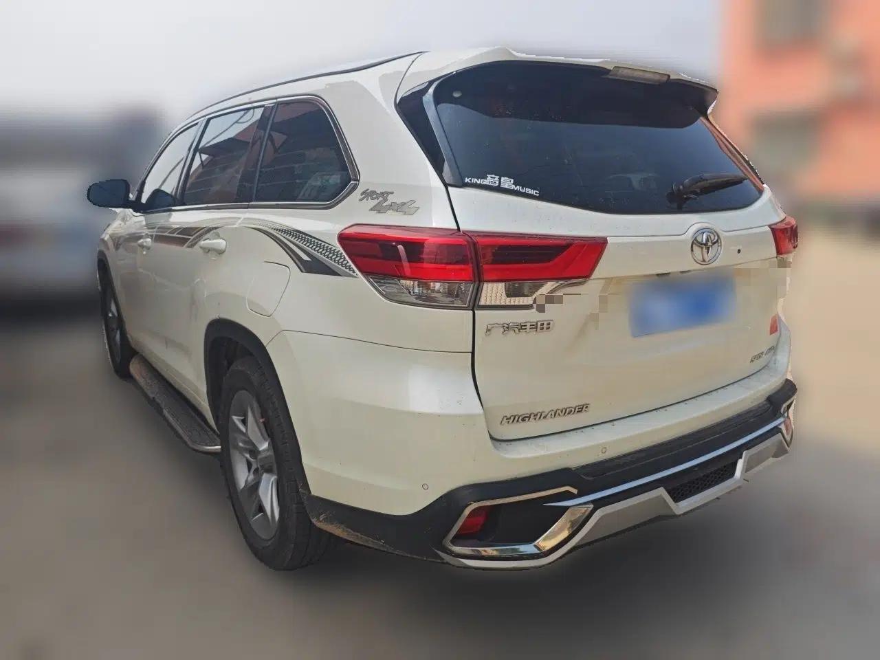 Toyota Highlander 2018 2.0T Four-Wheel Drive Prestige Version 7 Seats China VI Standard — миниатюра 4