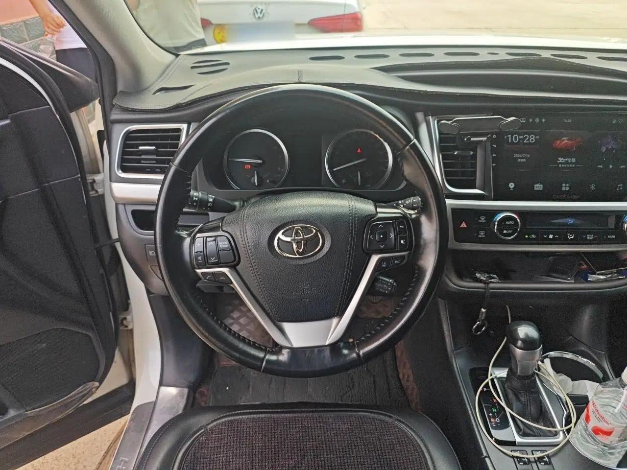 Toyota Highlander 2018 2.0T Four-Wheel Drive Prestige Version 7 Seats China VI Standard — миниатюра 10