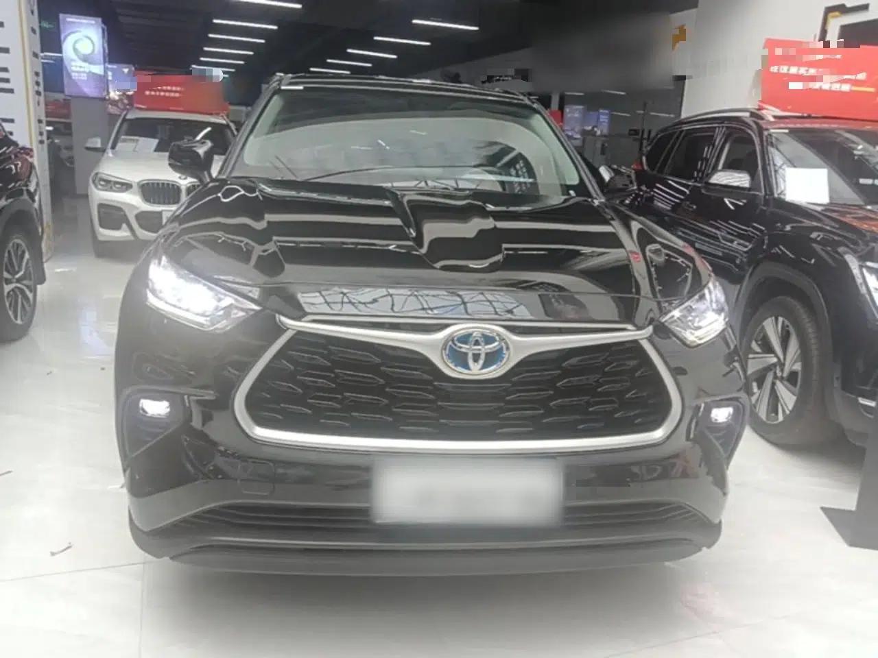 Toyota Highlander 2023 2.5L Smart Electric Hybrid Dual-Engine 4x4 Elite Edition 7 Seats — миниатюра 2