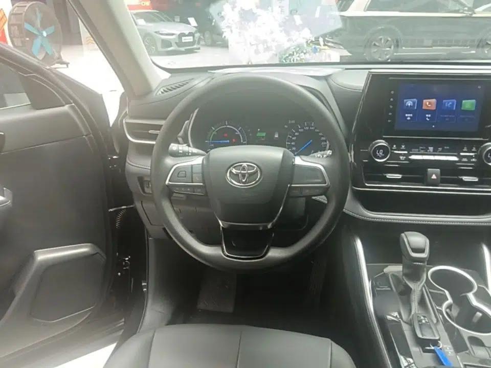 Toyota Highlander 2023 2.5L Smart Electric Hybrid Dual-Engine 4x4 Elite Edition 7 Seats — миниатюра 13