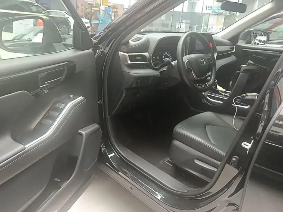 Toyota Highlander 2023 2.5L Smart Electric Hybrid Dual-Engine 4x4 Elite Edition 7 Seats — миниатюра 18
