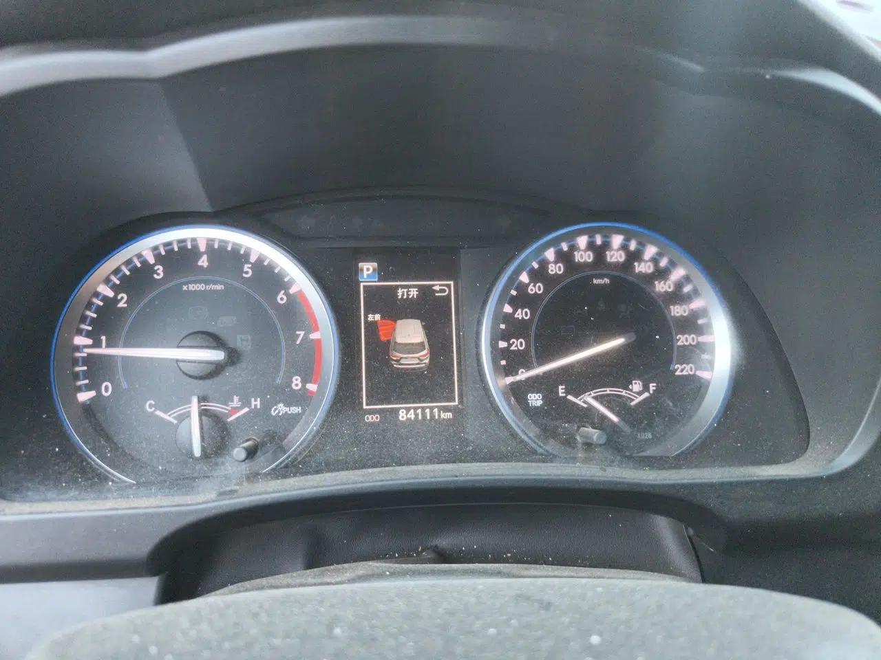 Toyota Highlander 2021 2.0T Four-Wheel Drive Luxury Edition 7 Seats — миниатюра 11