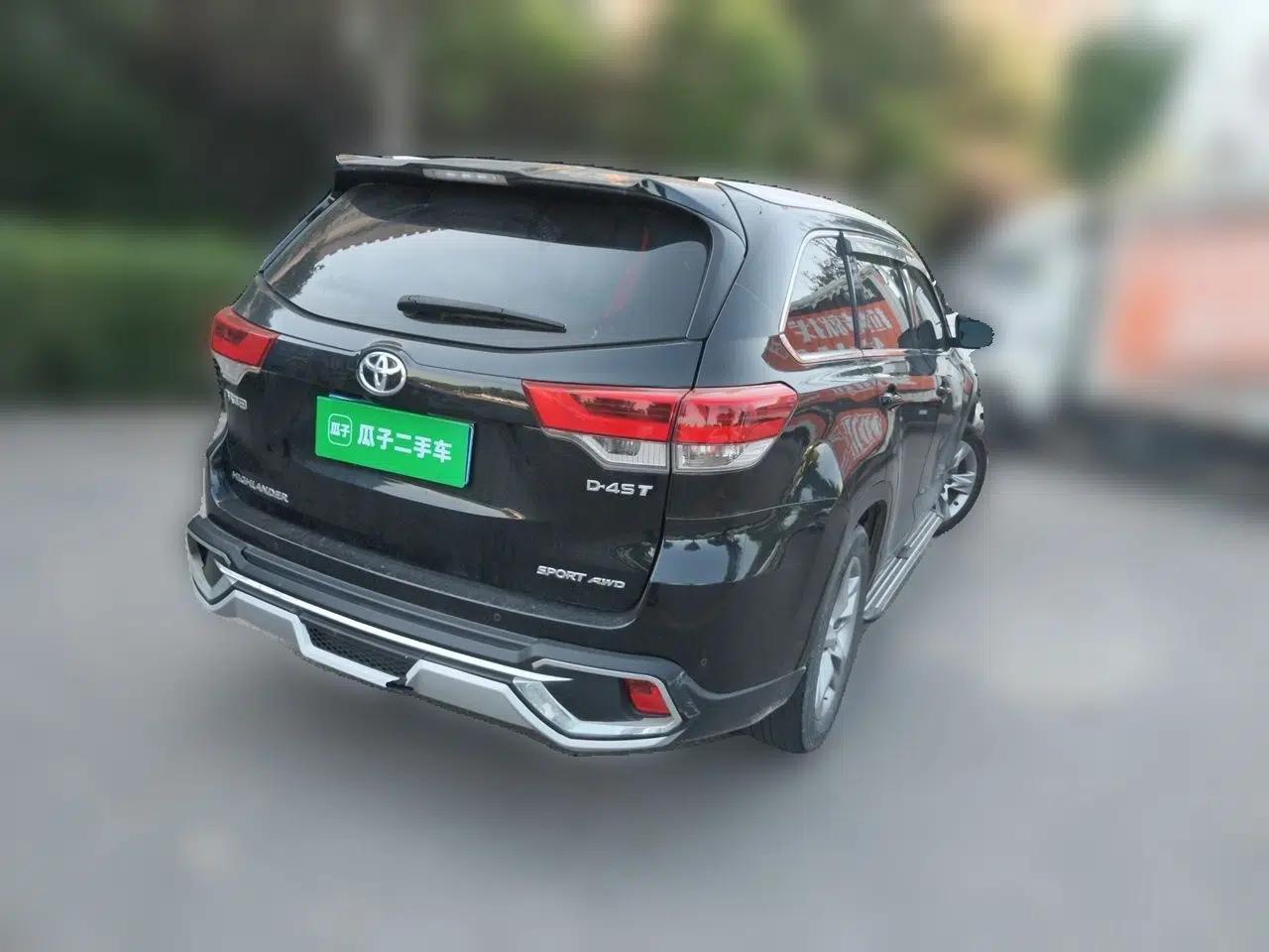 Toyota Highlander 2021 2.0T Four-Wheel Drive Luxury Edition 7 Seats — миниатюра 6