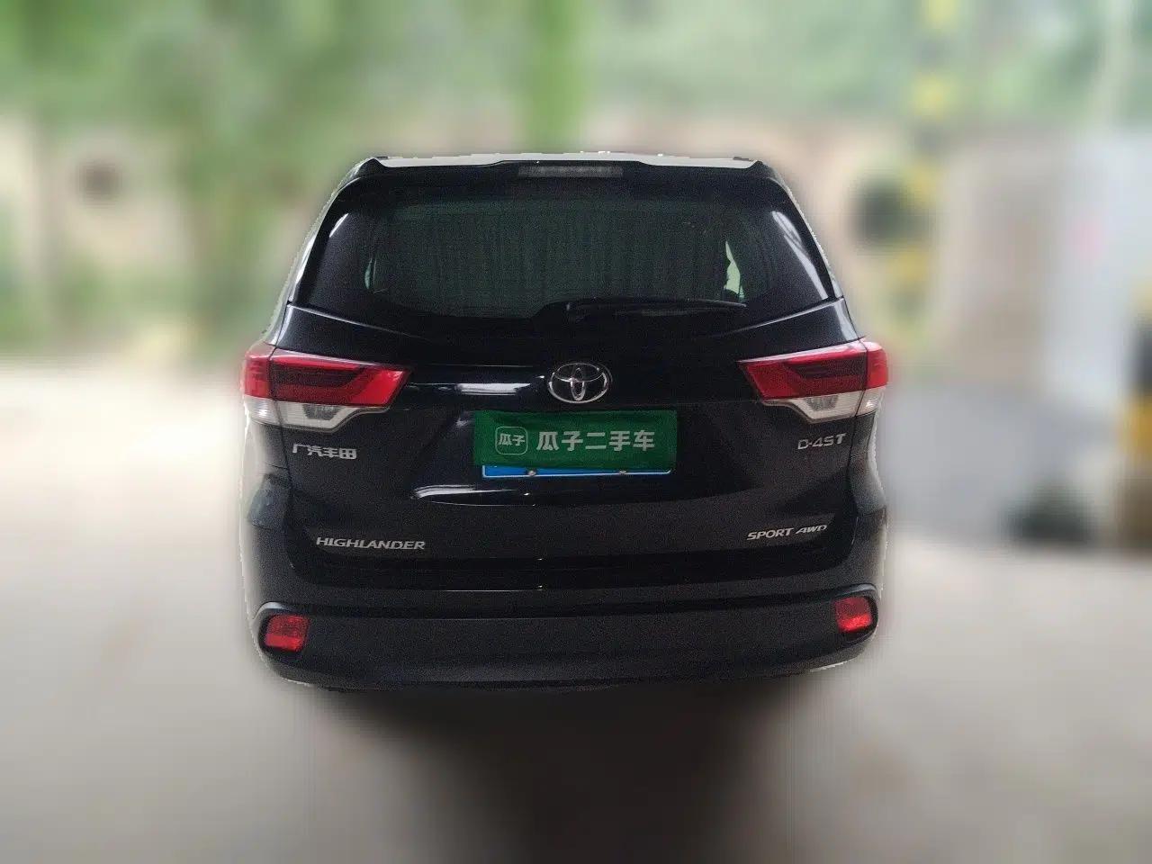 Toyota Highlander 2021 2.0T Four-Wheel Drive Luxury Edition 7 Seats — миниатюра 5