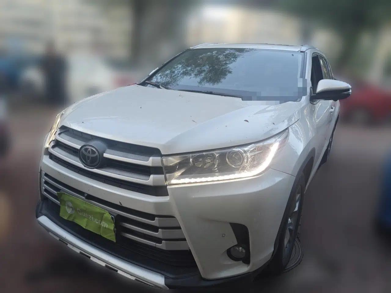 Toyota Highlander 2018 2.0T Four-Wheel Drive Luxury Version 7 Seats China VI Standard — миниатюра 1