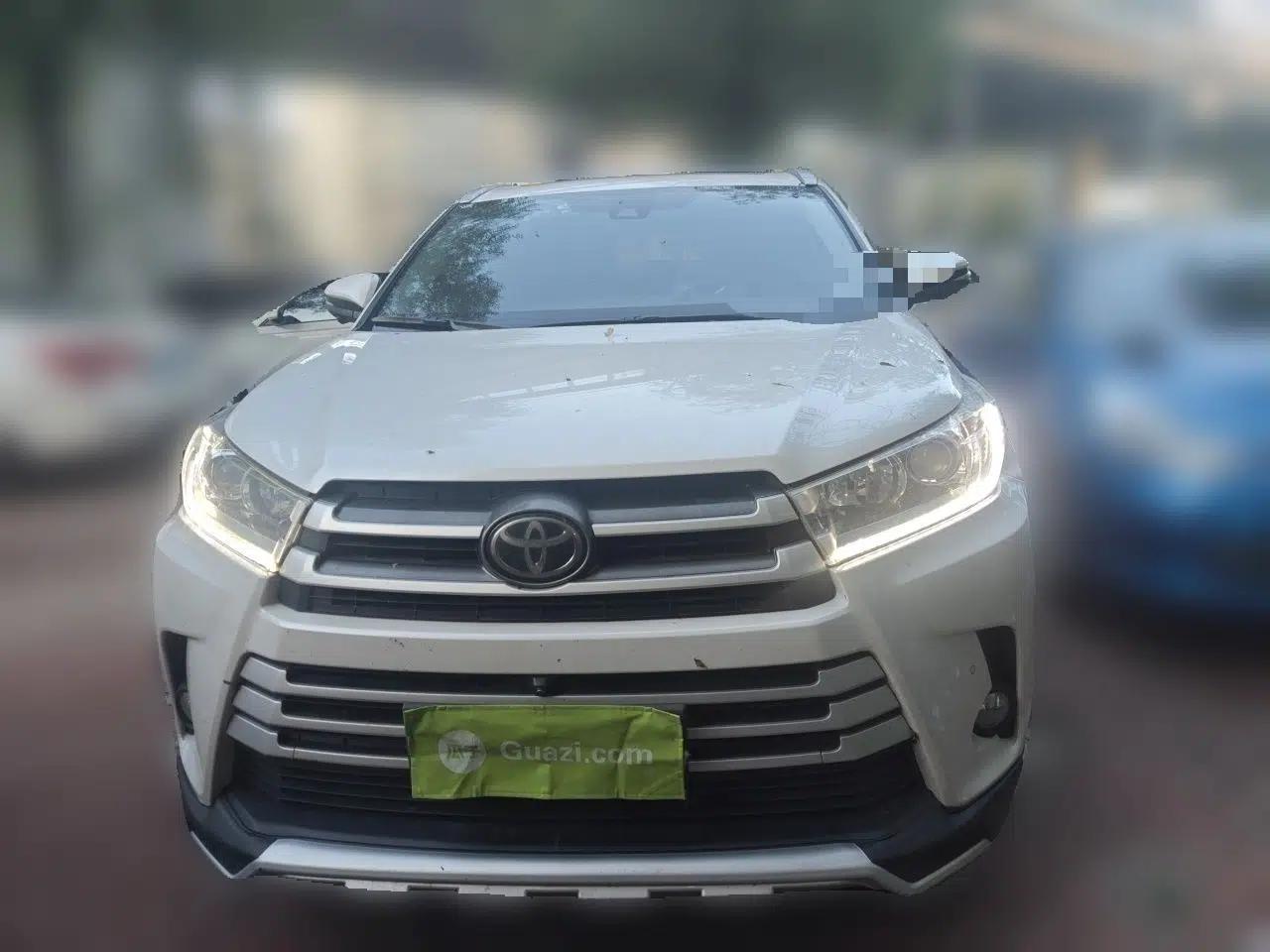 Toyota Highlander 2018 2.0T Four-Wheel Drive Luxury Version 7 Seats China VI Standard — миниатюра 2