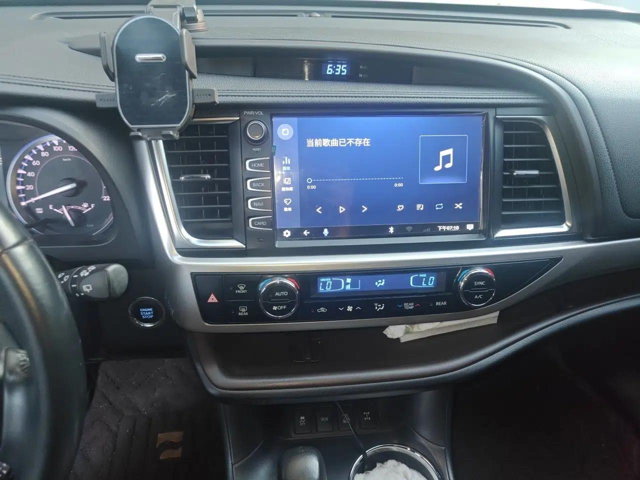 Toyota Highlander 2018 2.0T Four-Wheel Drive Luxury Version 7 Seats China VI Standard — миниатюра 13