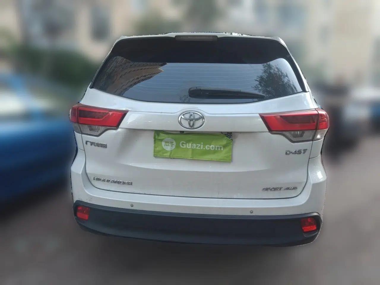 Toyota Highlander 2018 2.0T Four-Wheel Drive Luxury Version 7 Seats China VI Standard — миниатюра 5