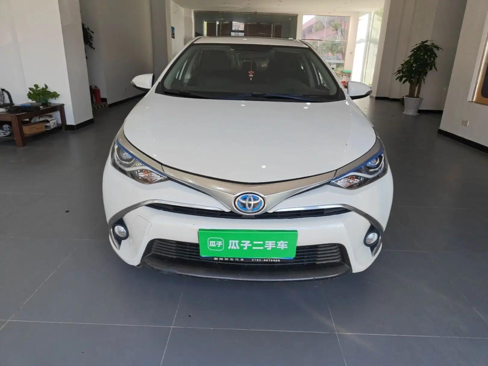 Toyota Levin 2016 Dual-Engine 1.8H GS E-CVT Elite Model with Sunroof — миниатюра 2