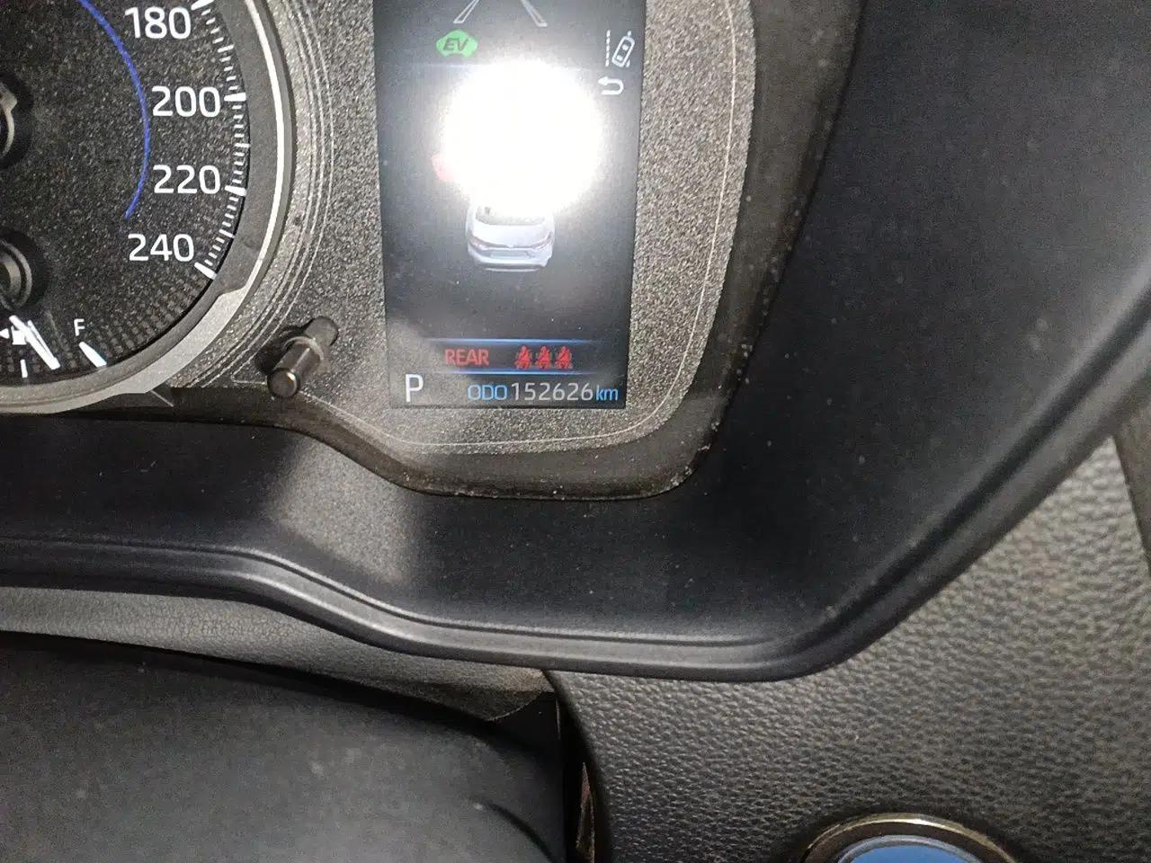 Toyota Levin 2019 Dual-Engine 1.8H E-CVT Luxury Edition China VI Standard — миниатюра 12