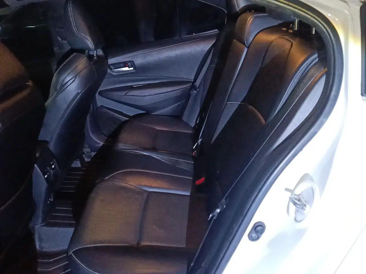 Toyota Levin 2019 Dual-Engine 1.8H E-CVT Luxury Edition China VI Standard — миниатюра 17
