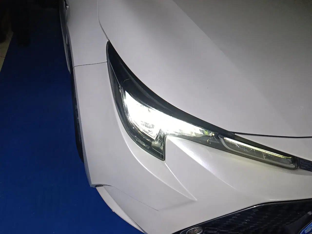 Toyota Levin 2019 Dual-Engine 1.8H E-CVT Luxury Edition China VI Standard — миниатюра 7
