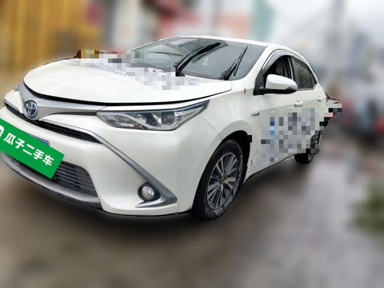 Toyota Levin 2016 Dual-Engine 1.8H GS E-CVT Elite Model with Sunroof — миниатюра 1