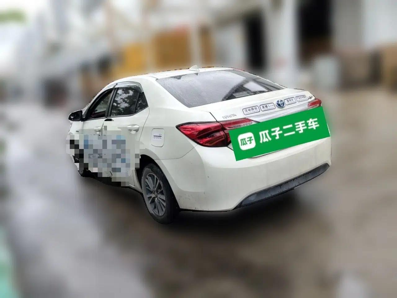 Toyota Levin 2016 Dual-Engine 1.8H GS E-CVT Elite Model with Sunroof — миниатюра 4