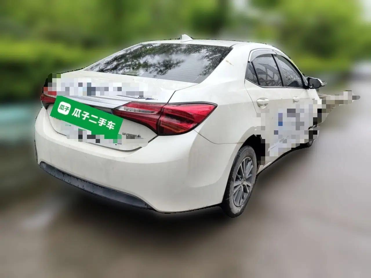 Toyota Levin 2016 Dual-Engine 1.8H GS E-CVT Elite Model with Sunroof — миниатюра 6