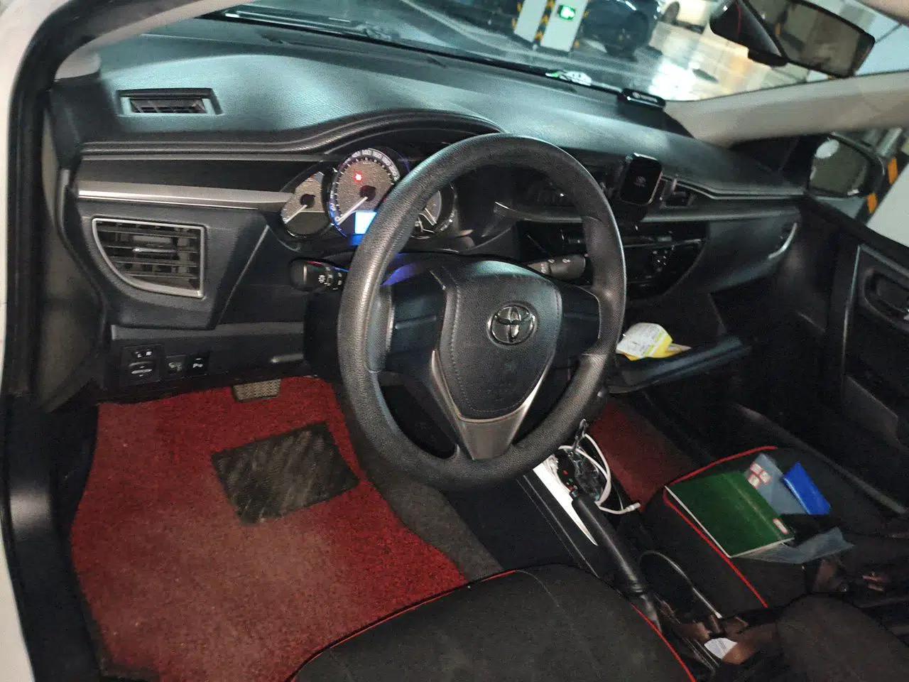 Toyota Levin 2014 1.6G CVT Elite Edition — миниатюра 9