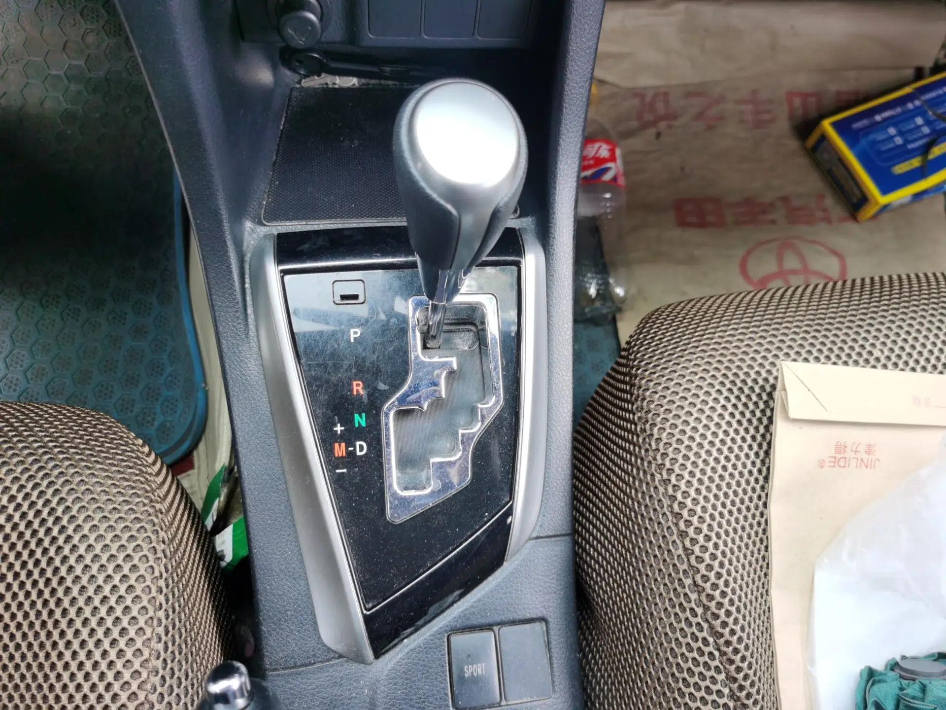 Toyota Levin 2014 1.6G CVT Elite Edition — миниатюра 14
