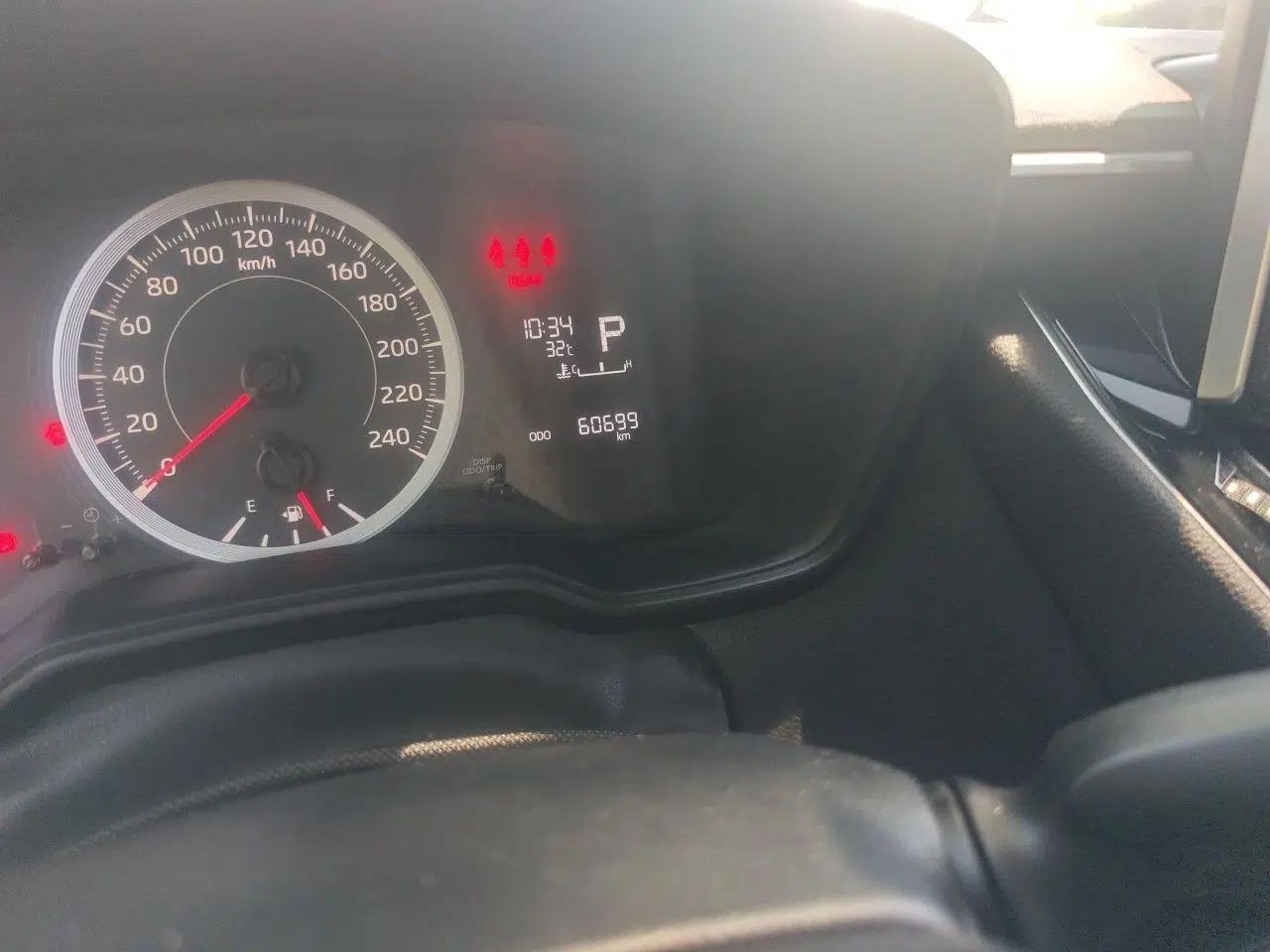 Toyota Levin 2021 185T CVT Entry-Level Version — миниатюра 12