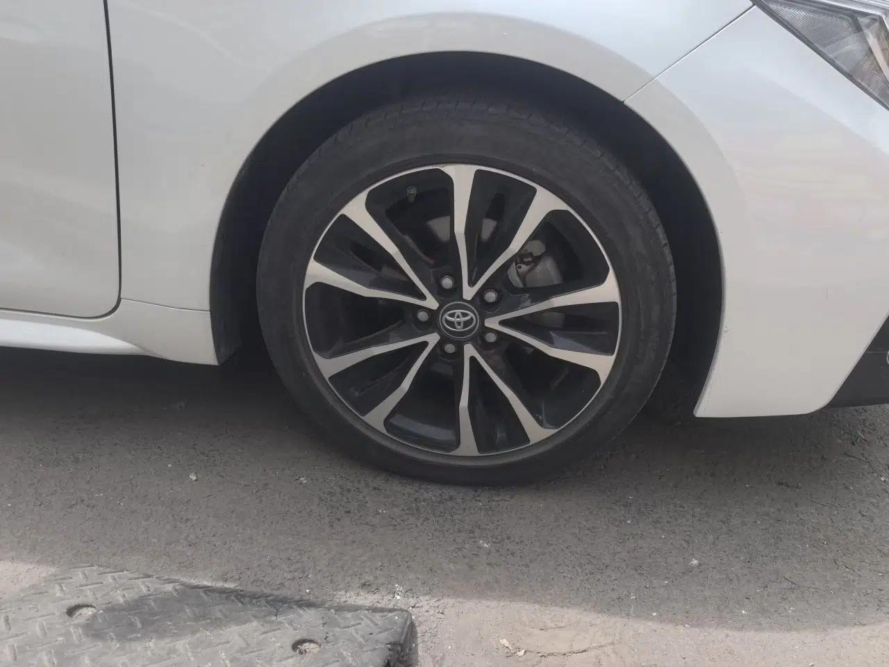 Toyota Levin 2021 185T CVT Sport Edition — миниатюра 8