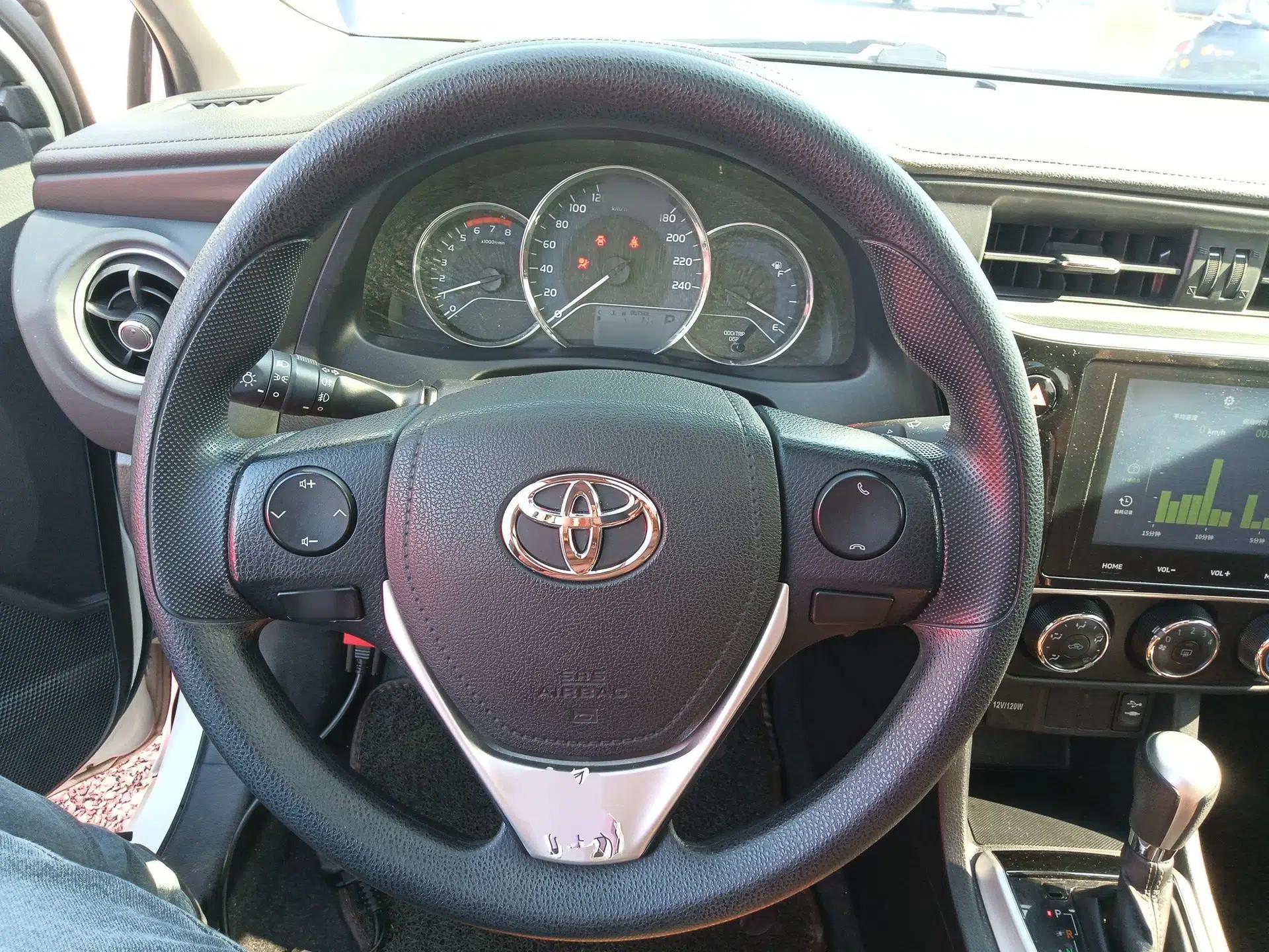 Toyota Levin 2017 Revised 185T CVT Elite Edition China V Standard — миниатюра 18