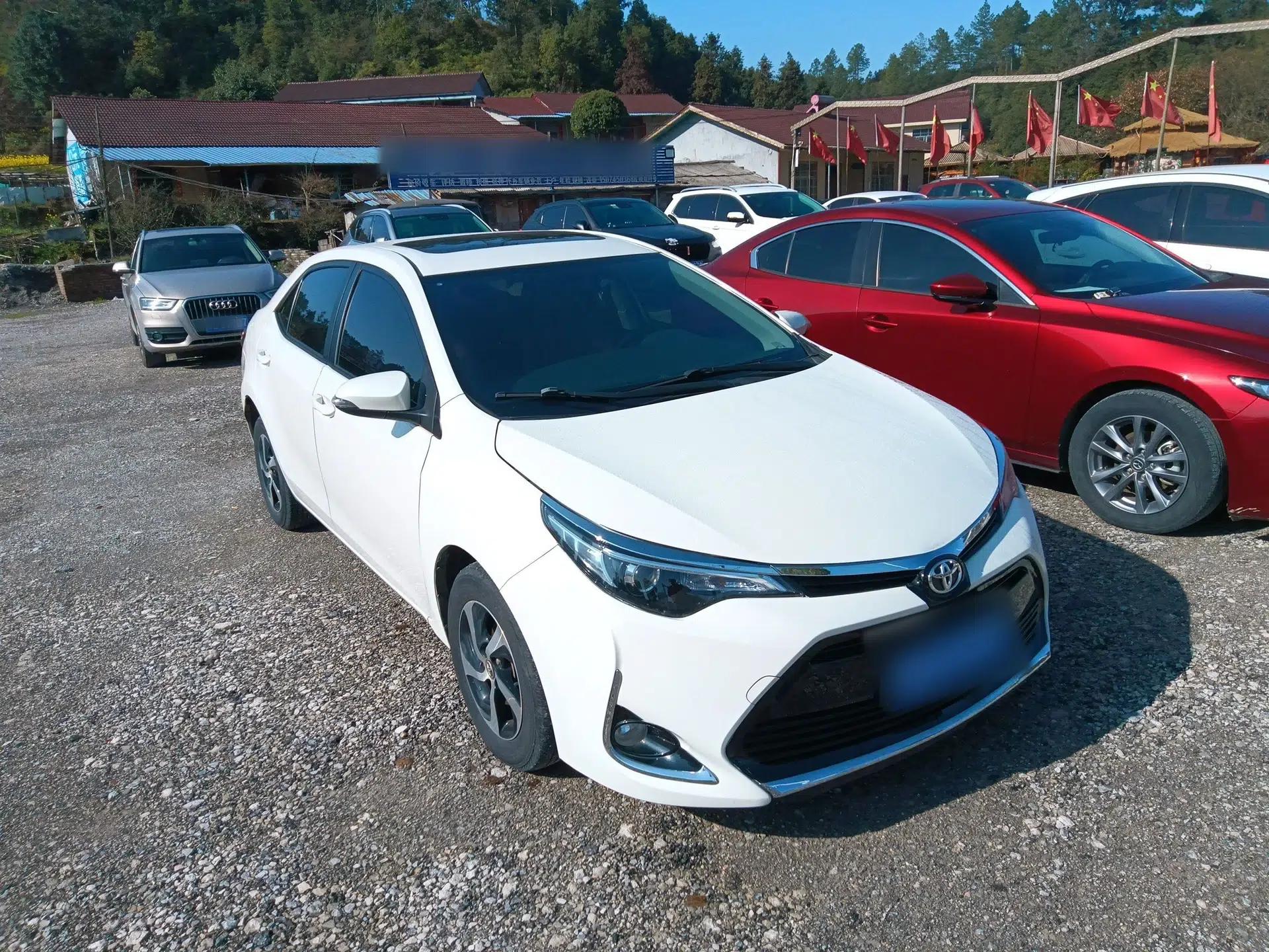 Toyota Levin 2017 Revised 185T CVT Elite Edition China V Standard — миниатюра 3