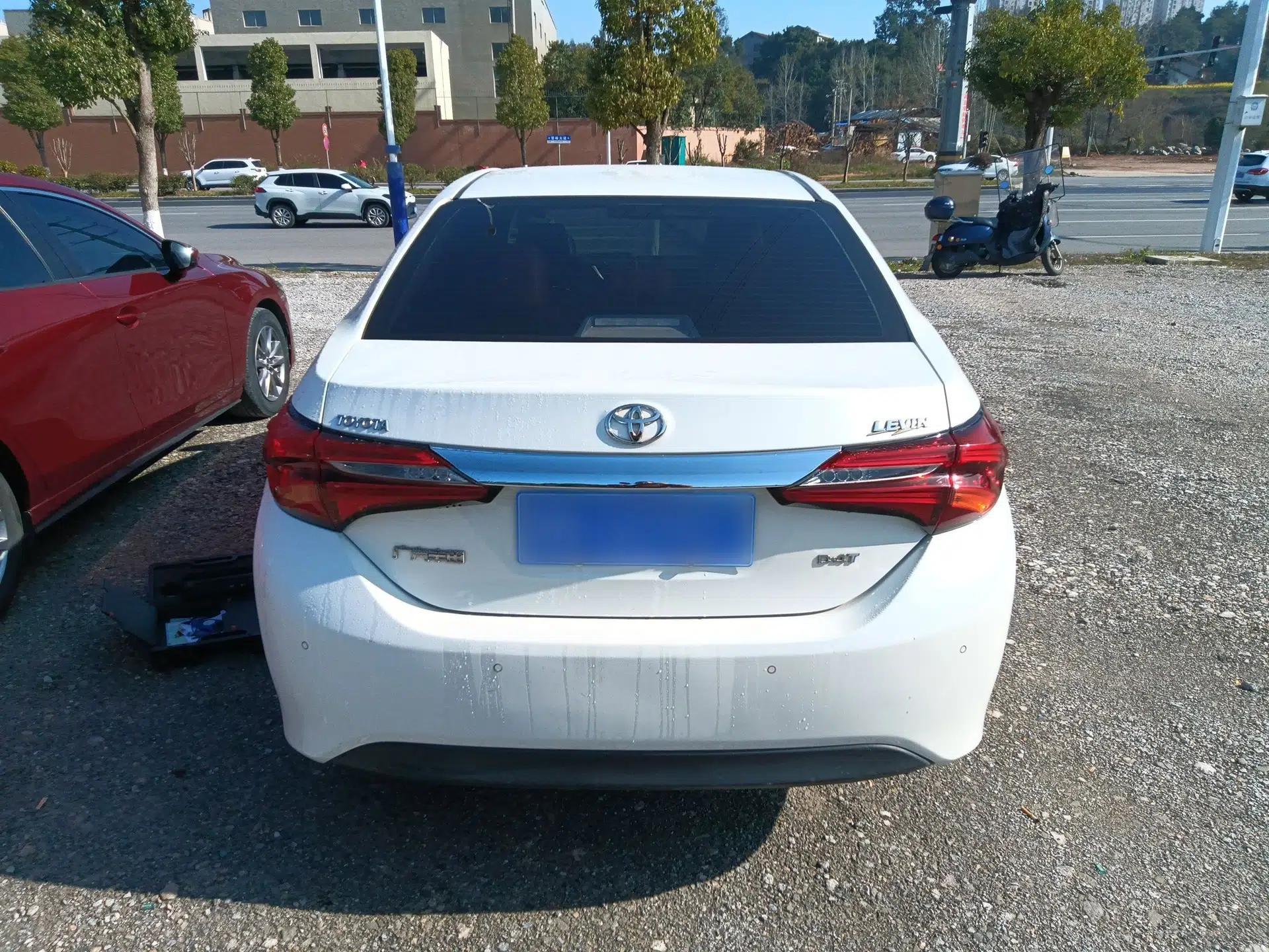 Toyota Levin 2017 Revised 185T CVT Elite Edition China V Standard — миниатюра 5