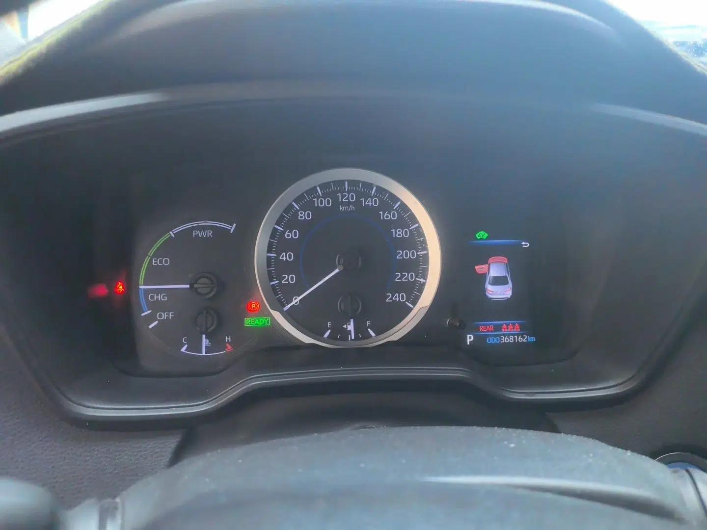 Toyota Levin 2022 Dual-Motor 1.8H E-CVT Leading Edition — миниатюра 11