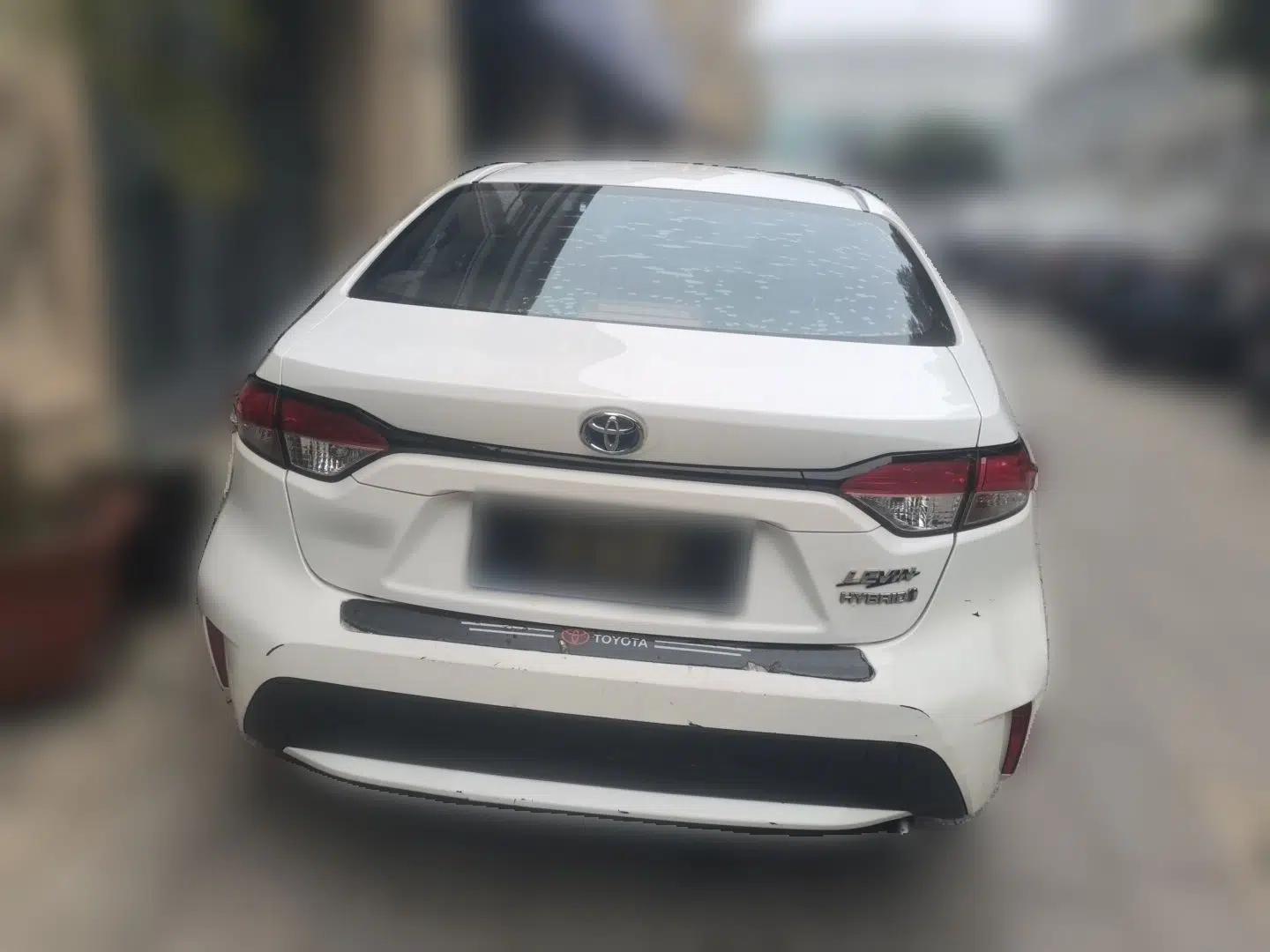 Toyota Levin 2022 Dual-Motor 1.8H E-CVT Leading Edition — миниатюра 5