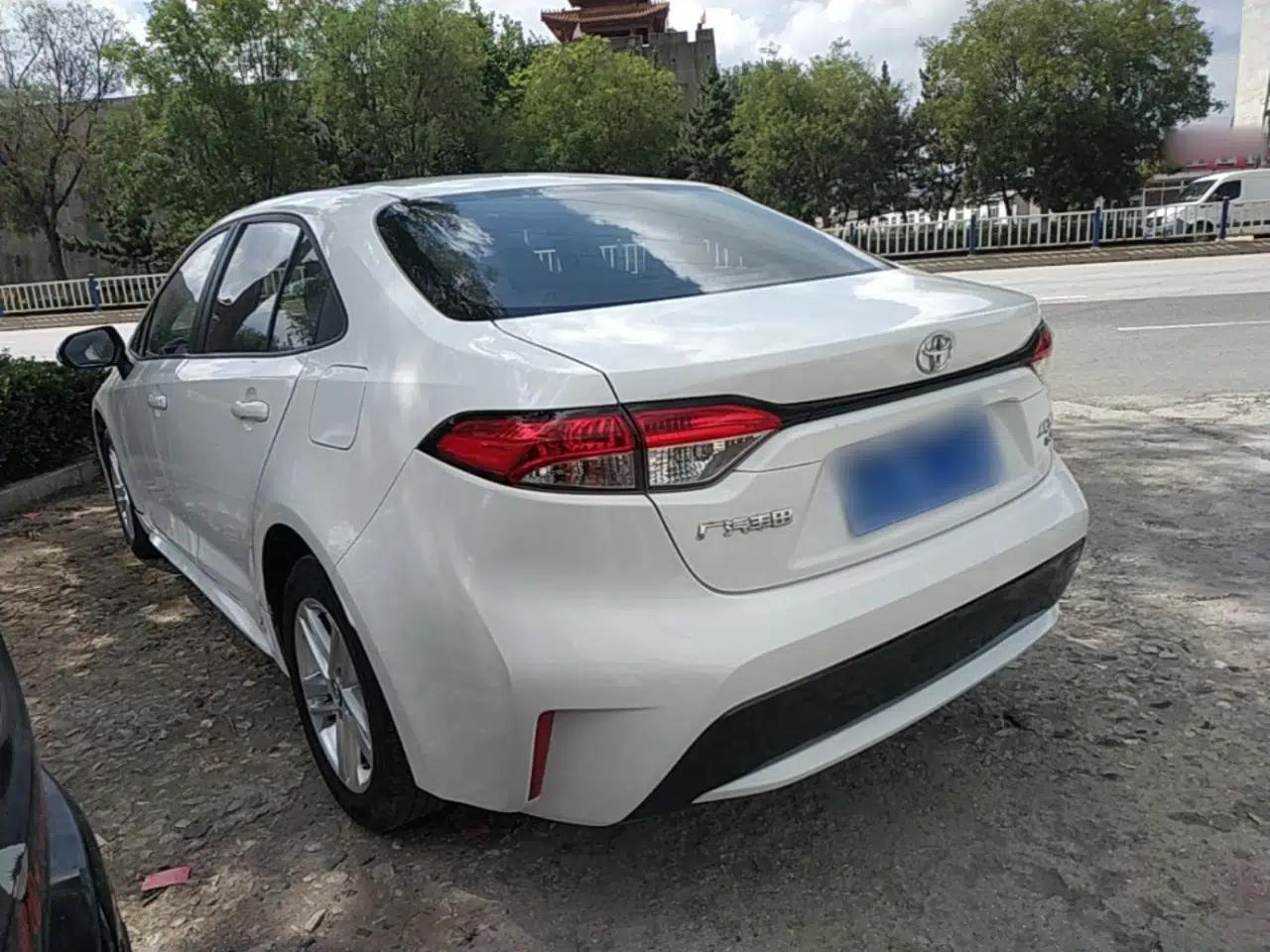 Toyota Levin 2022 185T CVT Luxury Edition — миниатюра 4