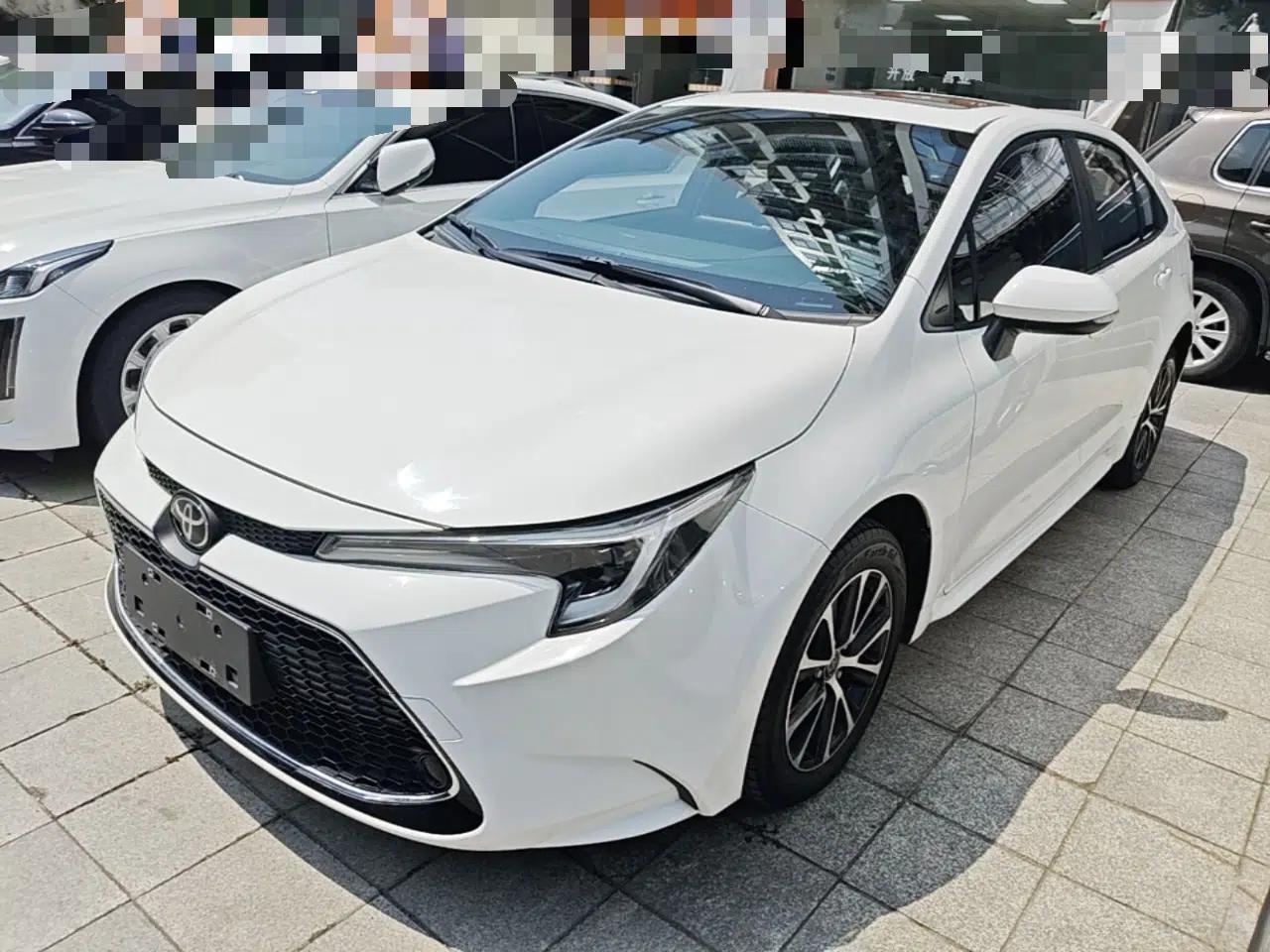 Toyota Levin 2023 185T CVT Luxury Edition — миниатюра 1