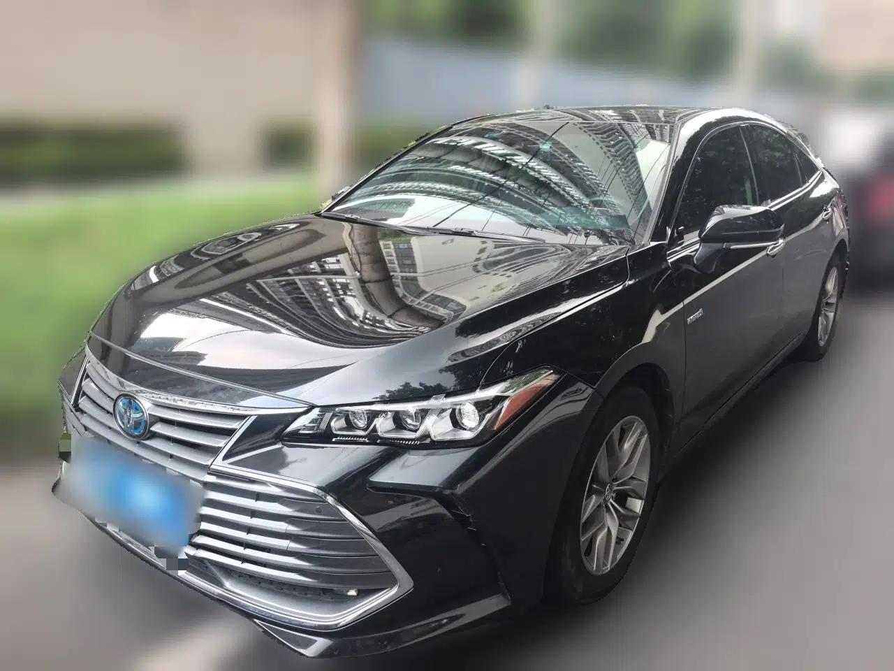 Toyota Avalon 2019 Dual-Engine 2.5L Luxury Edition China VI Standard — миниатюра 1