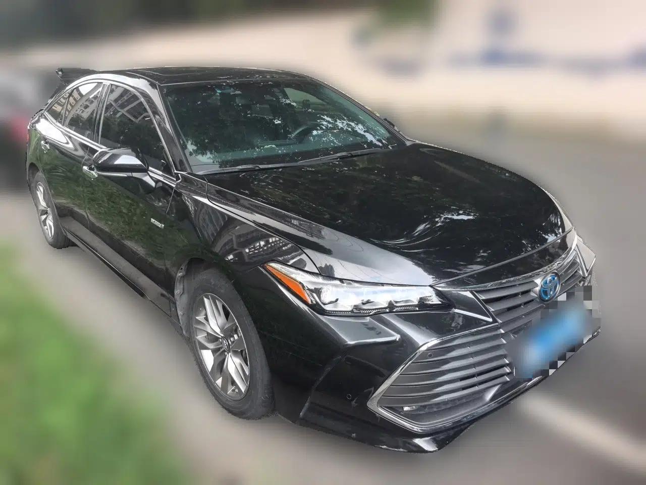 Toyota Avalon 2019 Dual-Engine 2.5L Luxury Edition China VI Standard — миниатюра 3