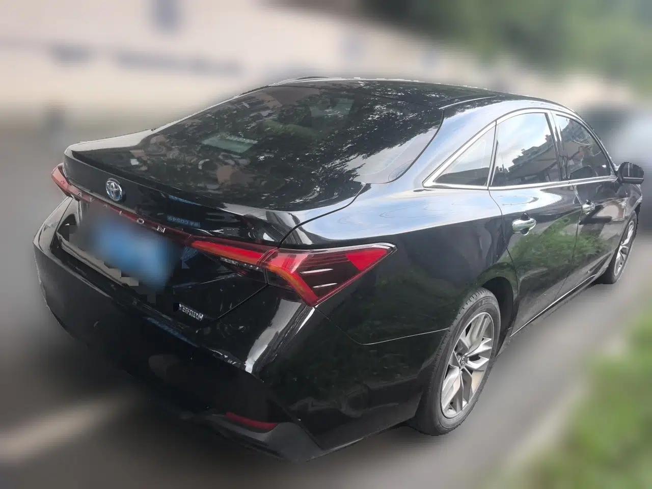 Toyota Avalon 2019 Dual-Engine 2.5L Luxury Edition China VI Standard — миниатюра 6