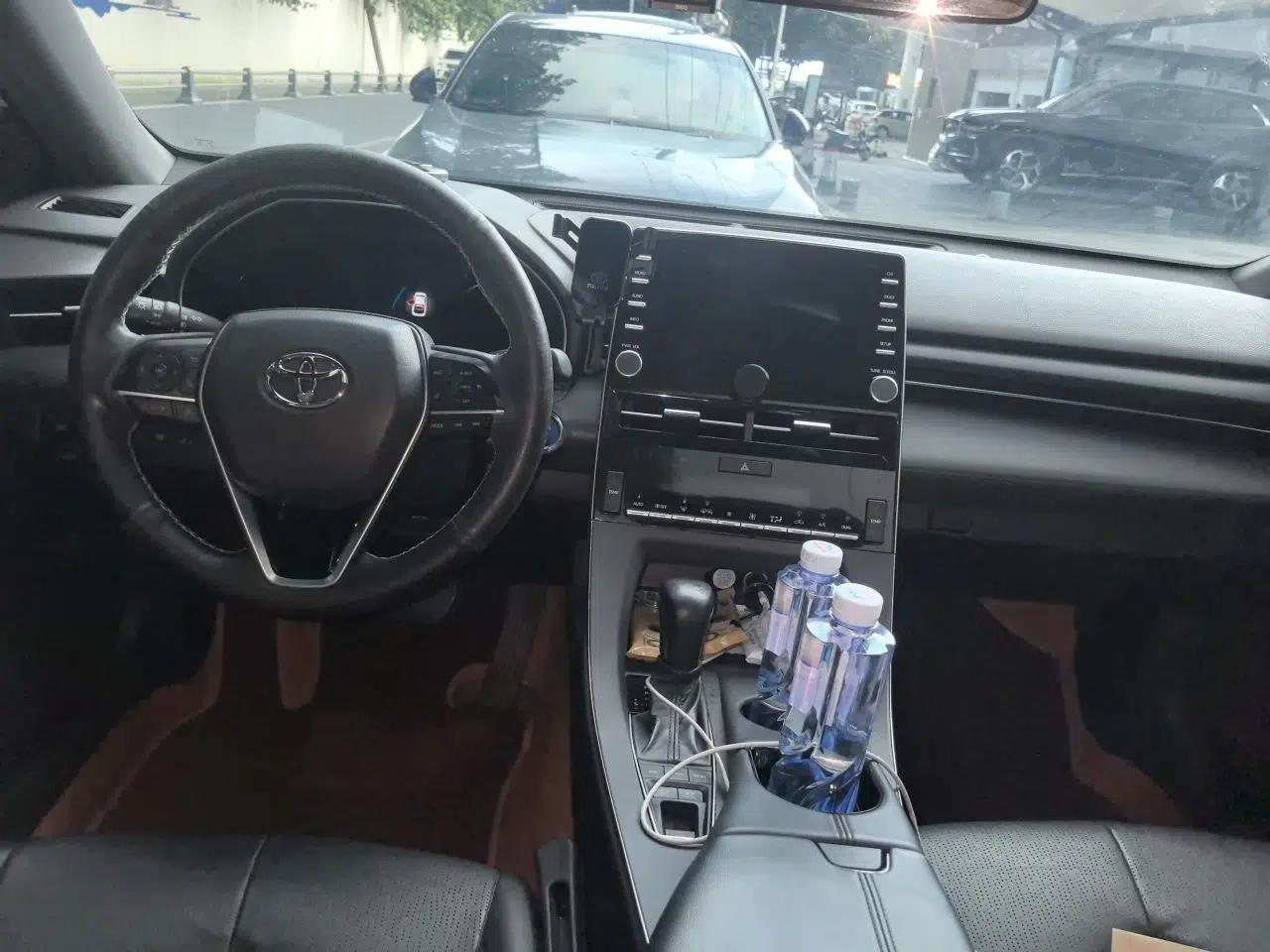 Toyota Avalon 2019 Dual-Engine 2.5L Luxury Edition China VI Standard — миниатюра 9