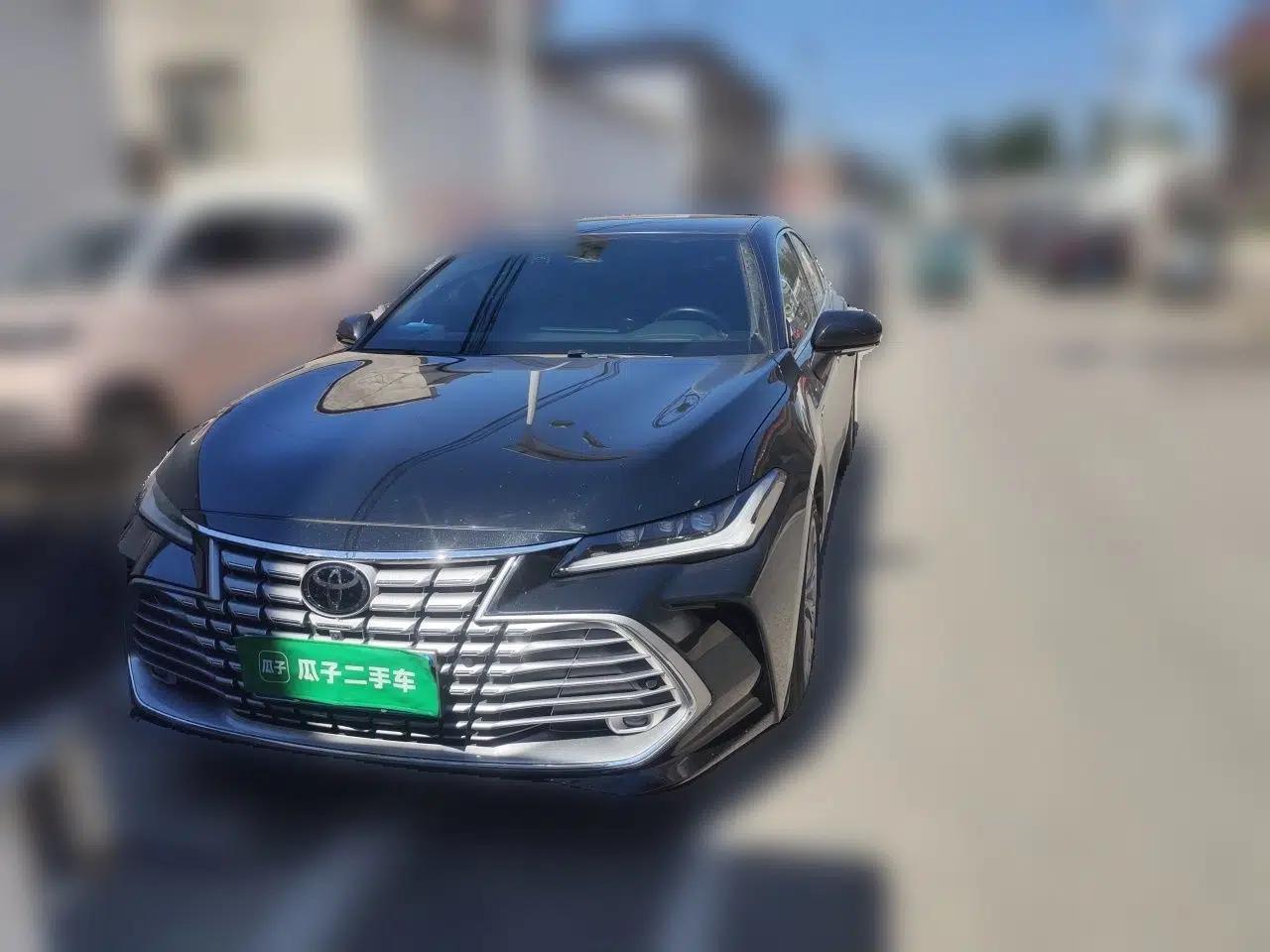 Toyota Avalon 2024 Dual-Motor 2.0L Premium Edition — миниатюра 2