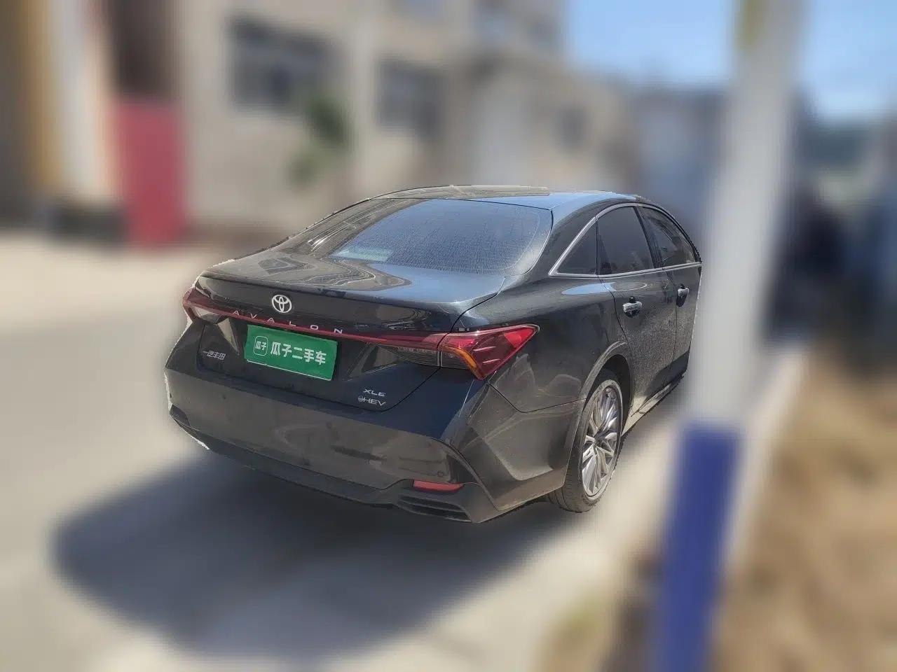 Toyota Avalon 2024 Dual-Motor 2.0L Premium Edition — миниатюра 6