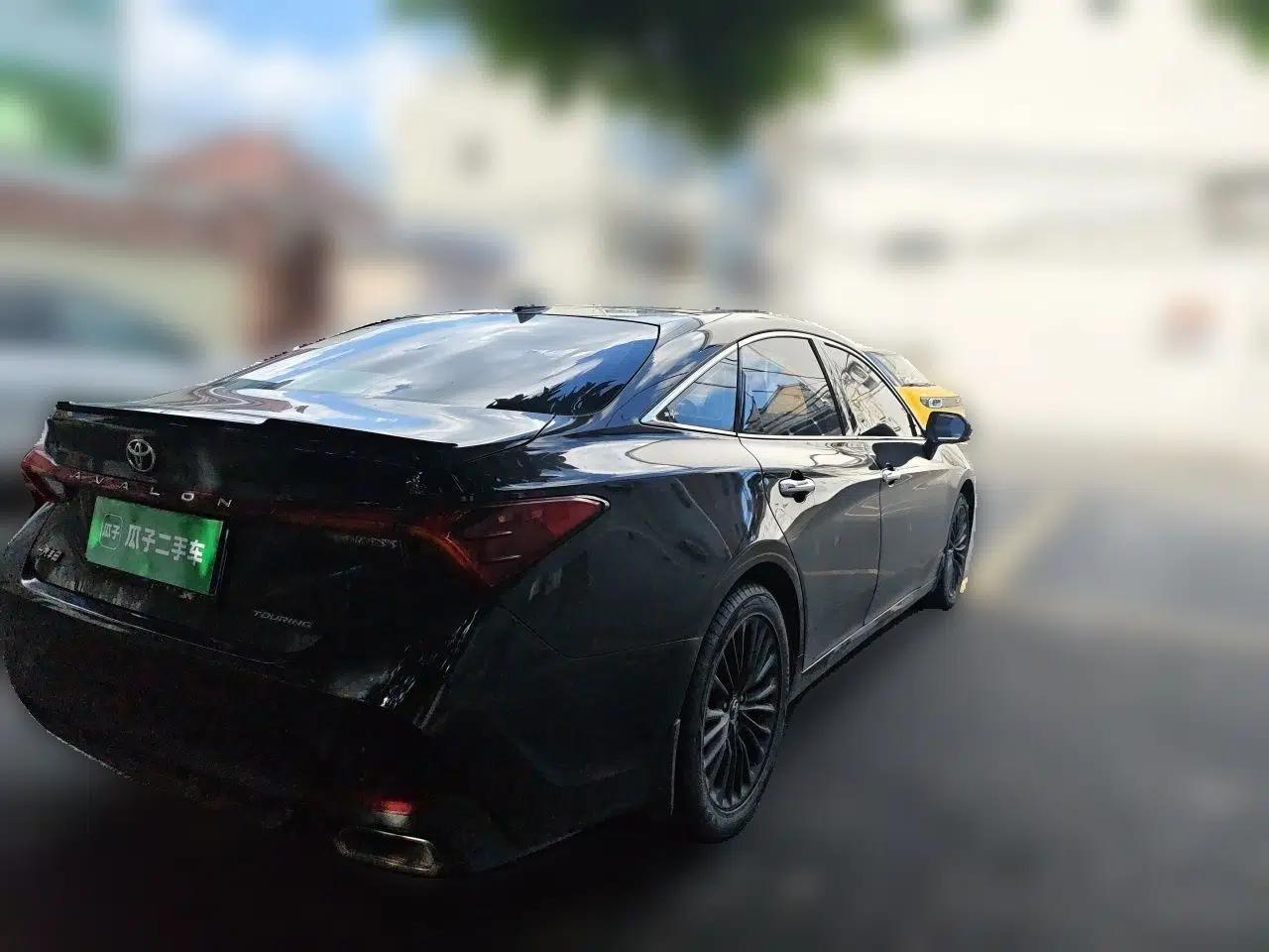 Toyota Avalon 2019 2.5L Touring Premium Version China VI Standard — миниатюра 6