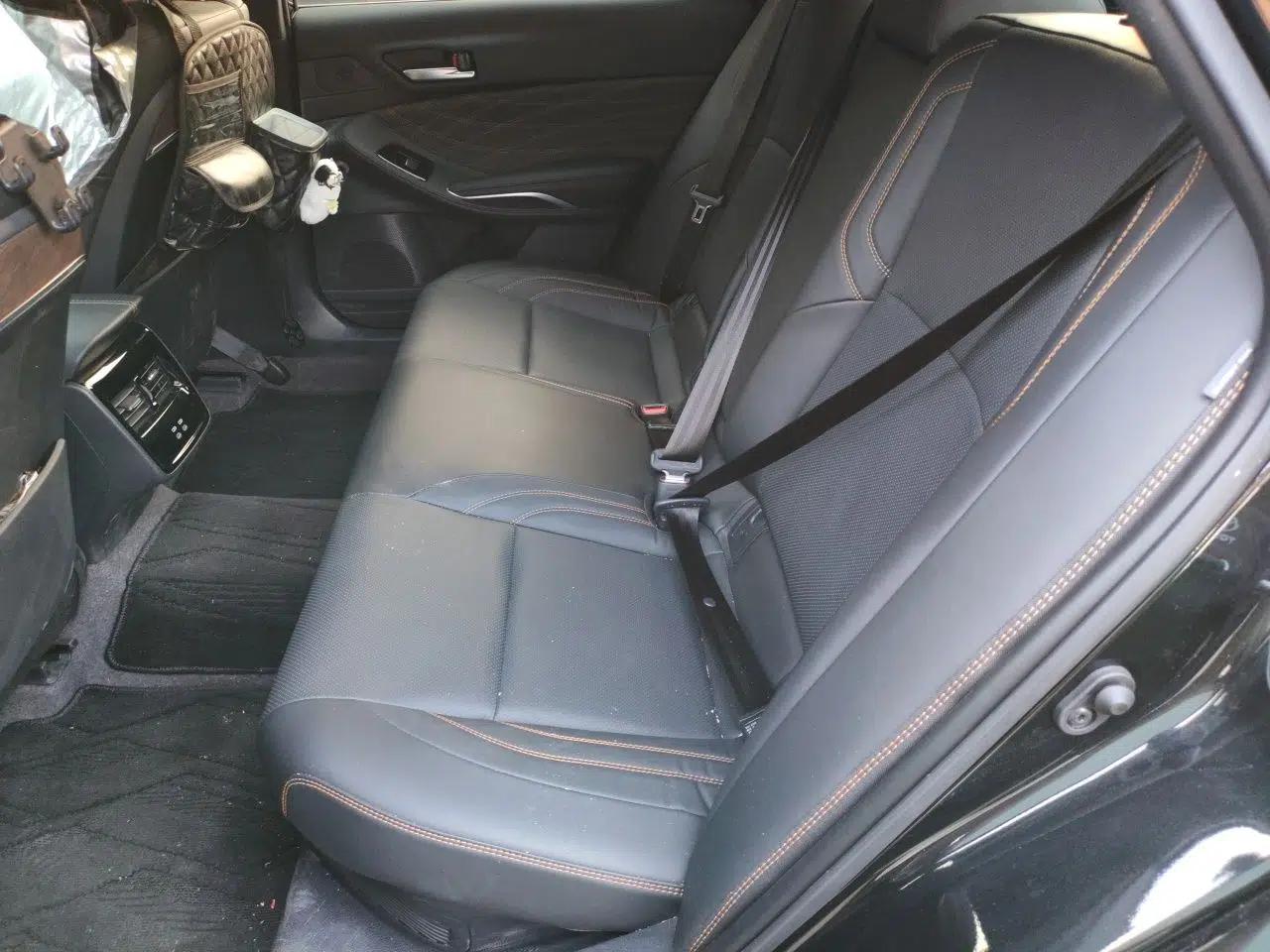 Toyota Avalon 2024 Dual-Motor 2.0L Premium Edition — миниатюра 17