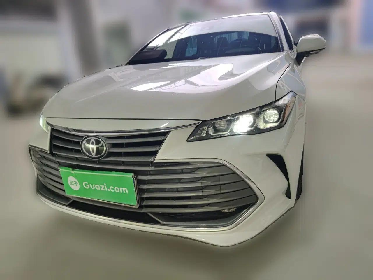 Toyota Avalon 2019 2.0L Luxury Edition China VI Standard — миниатюра 2