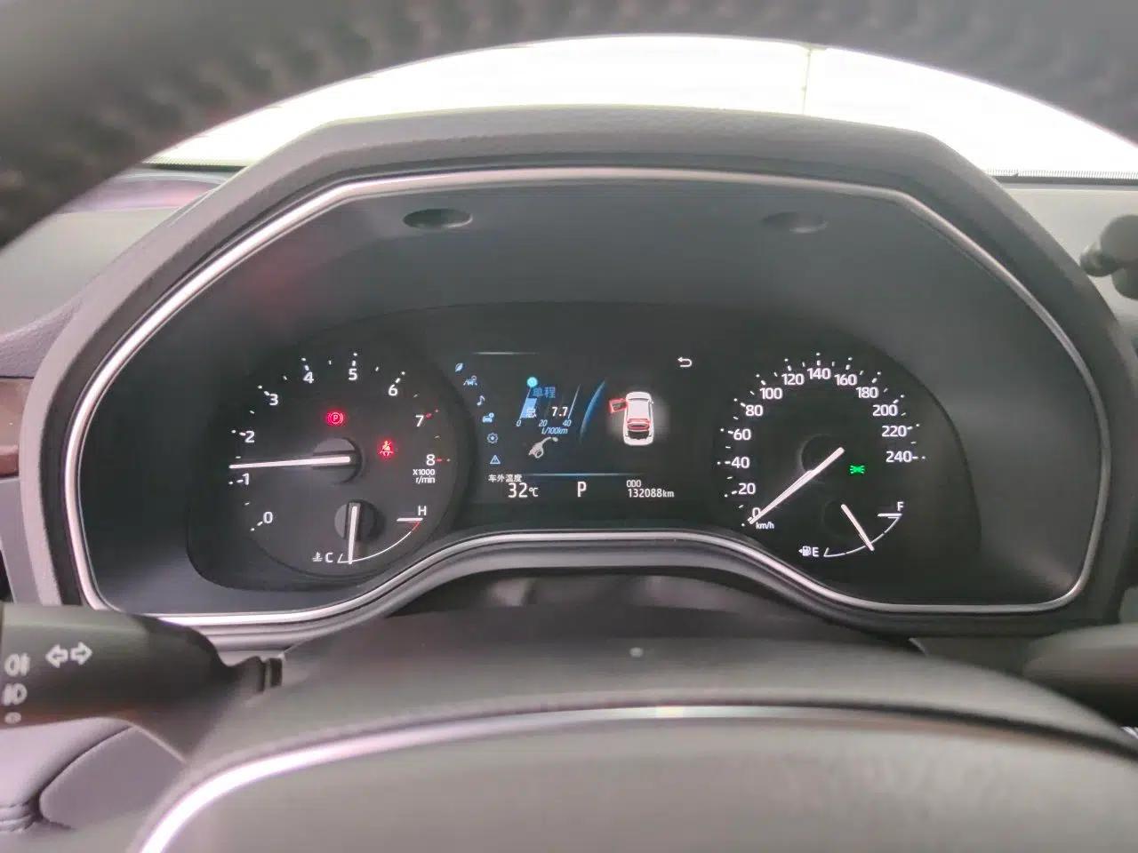 Toyota Avalon 2019 2.0L Luxury Edition China VI Standard — миниатюра 11