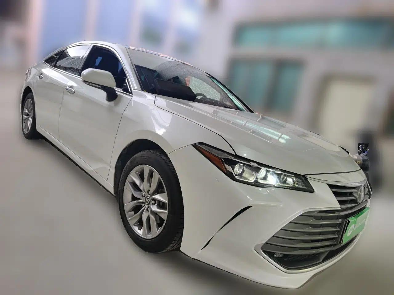 Toyota Avalon 2019 2.0L Luxury Edition China VI Standard — миниатюра 3