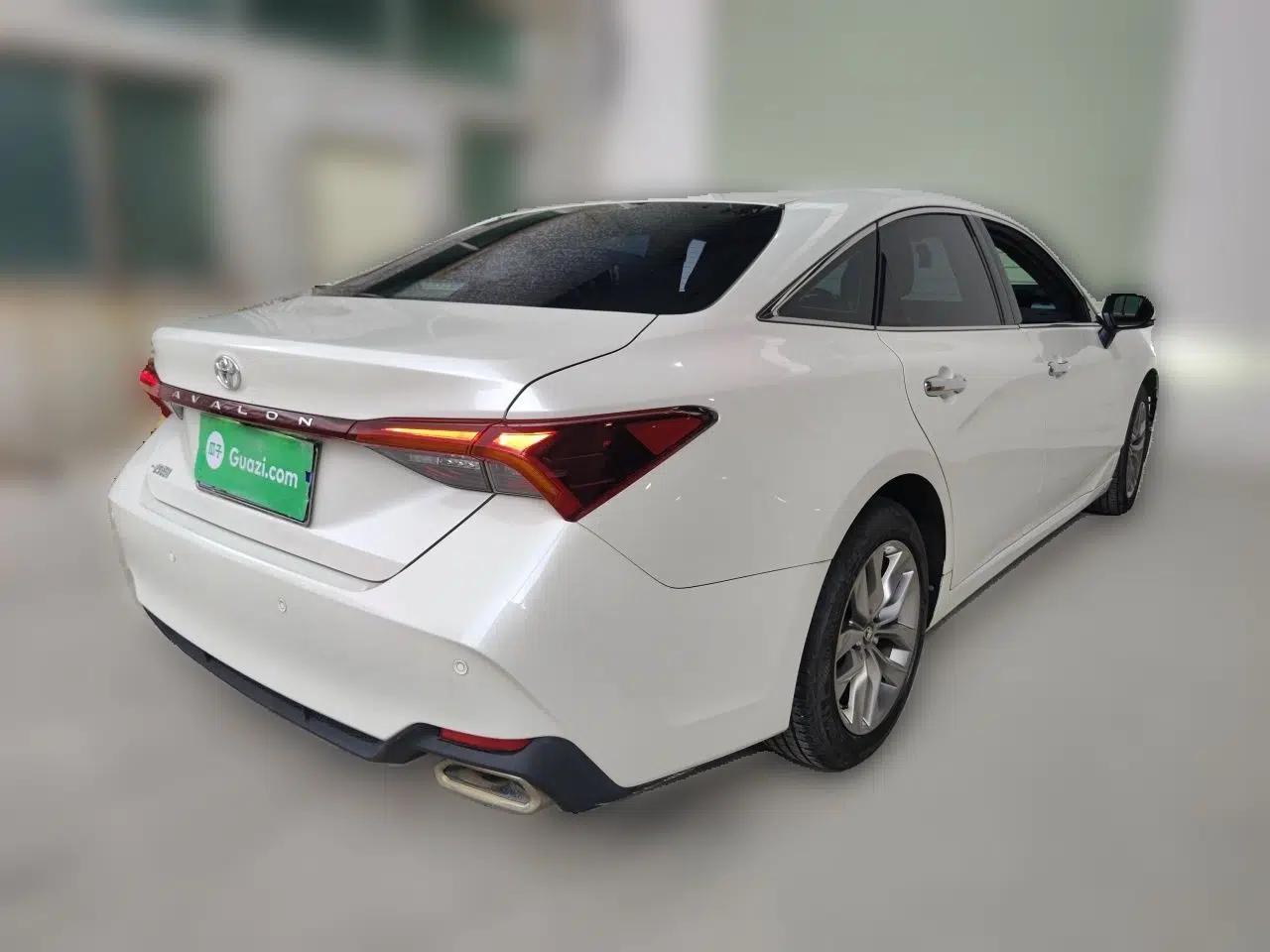 Toyota Avalon 2019 2.0L Luxury Edition China VI Standard — миниатюра 6